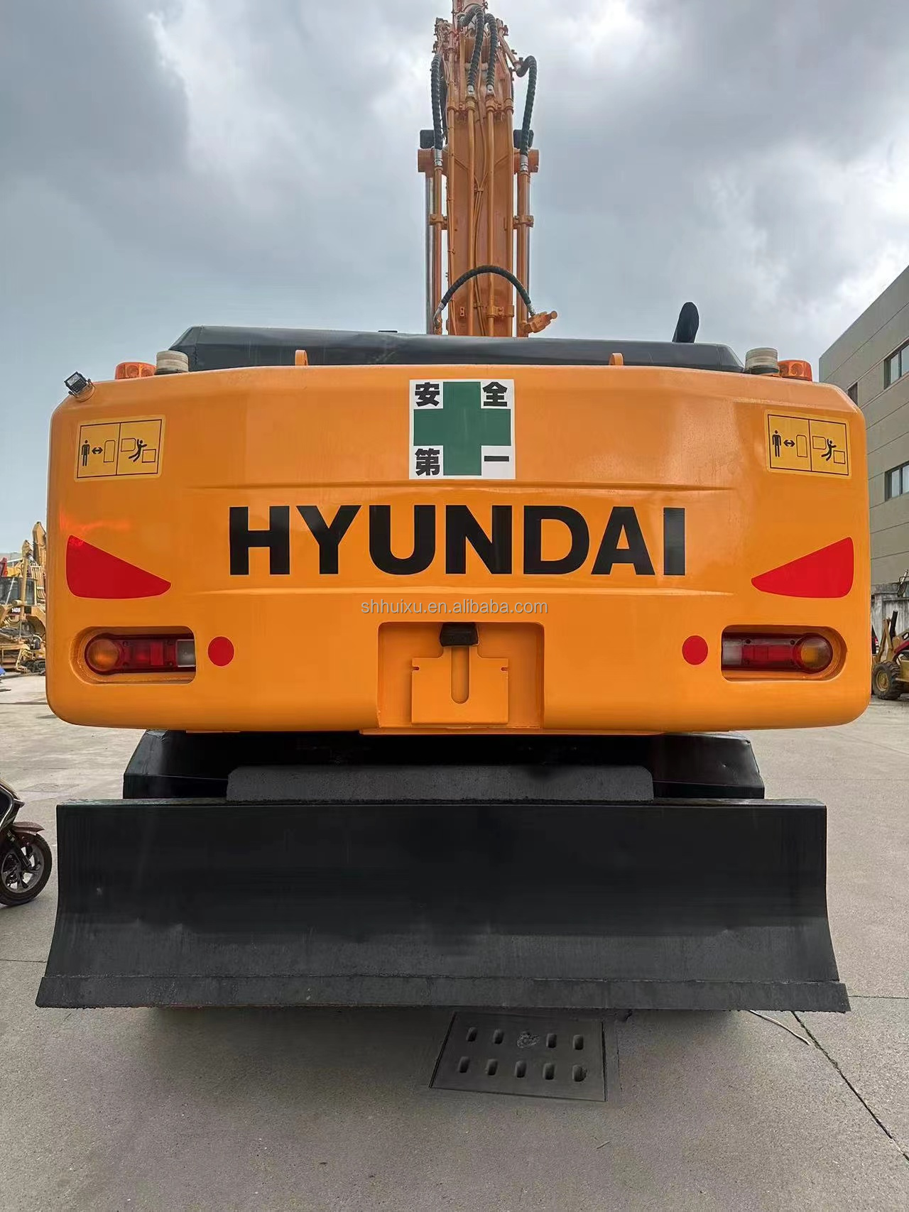 21000kg Used Hyundai Wheel Excavator 210-7 Second Hand Construction Machine