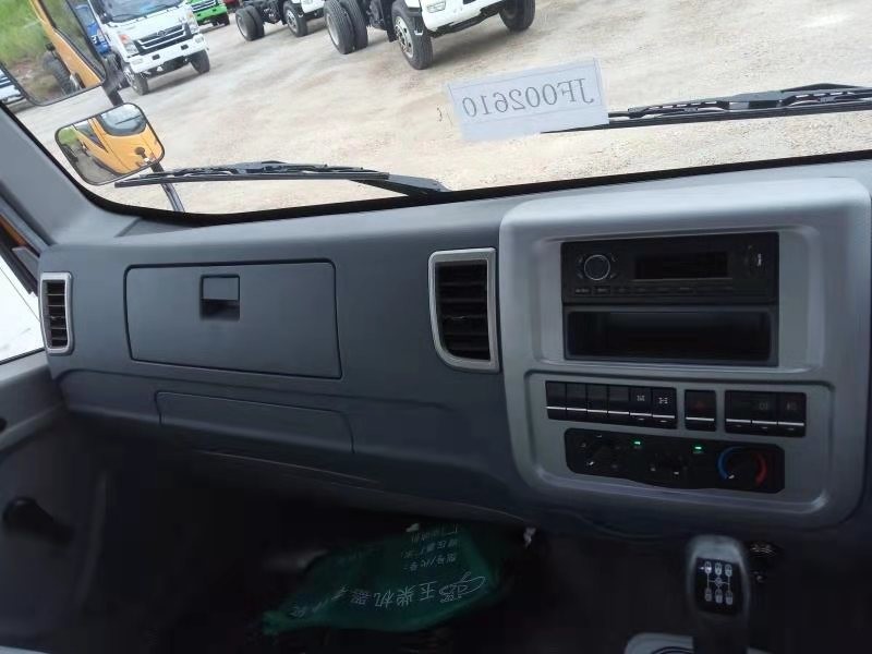 Brand New Sinotruck HOWO RHD Right Hand Steering Drive 10Ton Cargo Truck 4X2