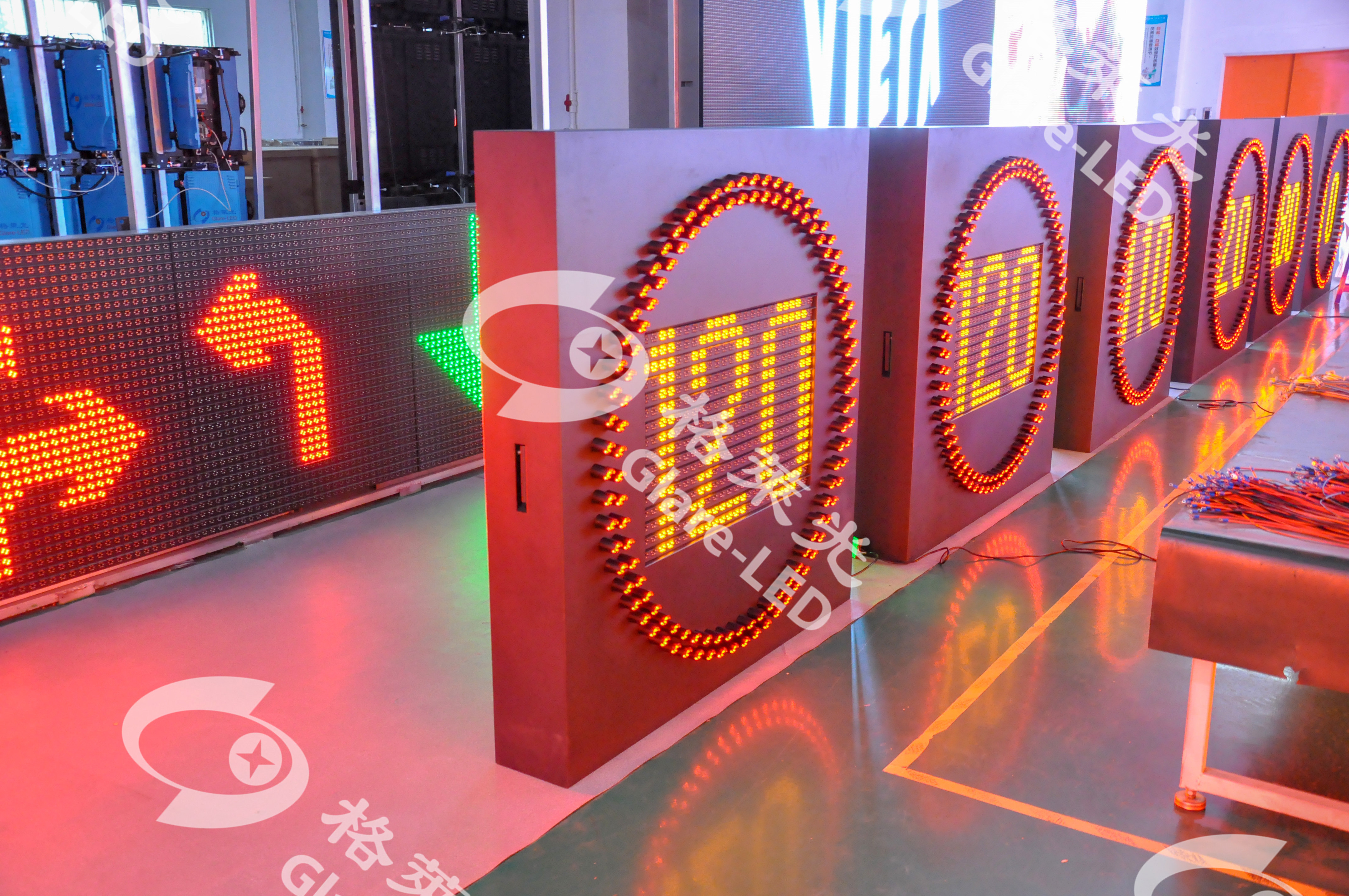 Traffic Solar Powered Customized Size Radar Led Speed Limit Sign on Highway Gantry