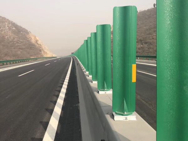 Highway Guardrail Reflective Road Facilities Durable Anti Dazzle Board Anti Glare