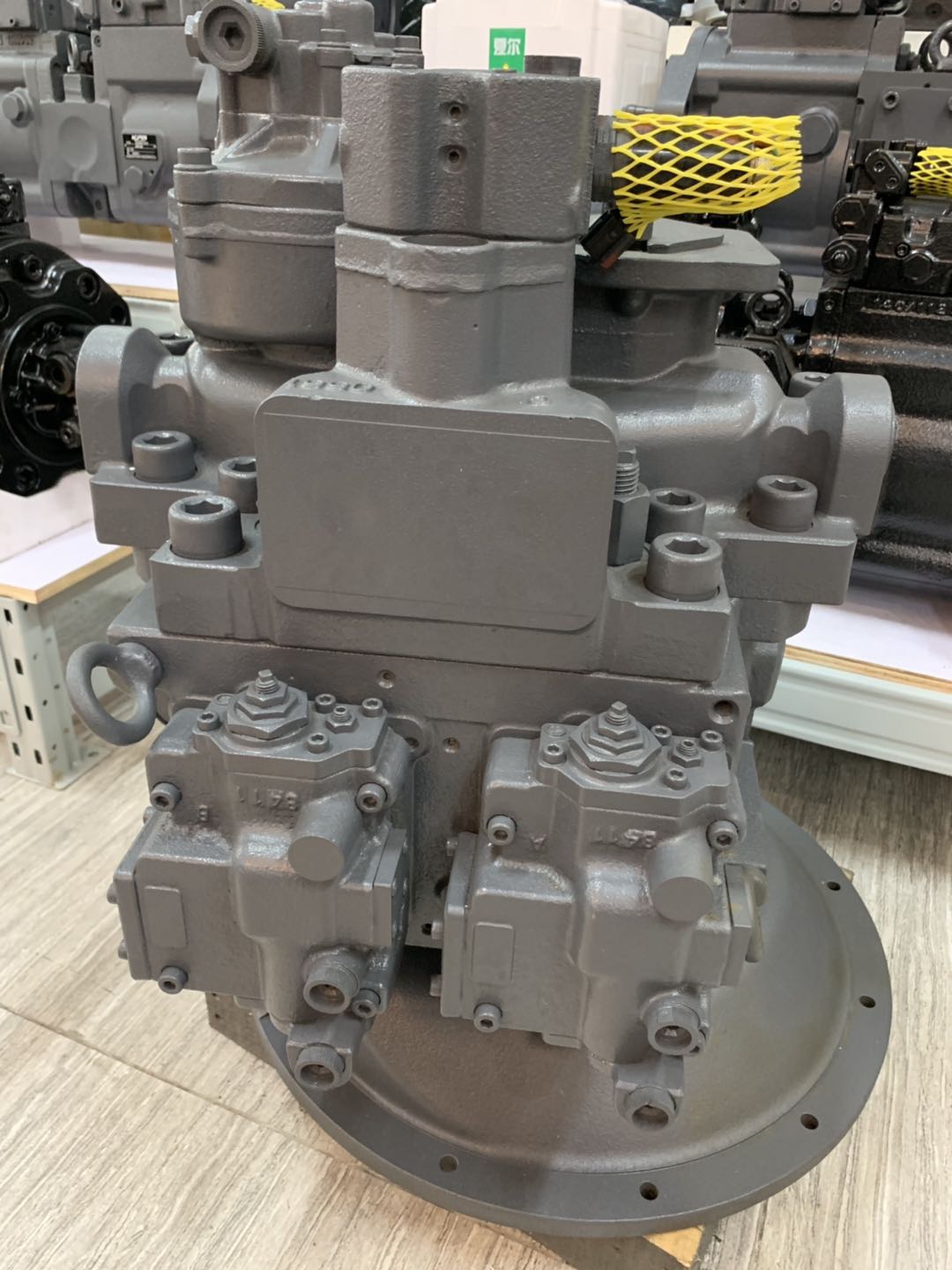 15 Tons Excavator Motor For PC100 PC120 PC130 HD513 SH120 TM18 Final Drive Motor