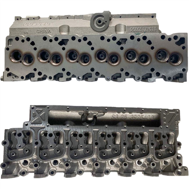 6D102 6BT5.9 Engine Cylinder Head 6731-11-1370 3934785 Cummins
