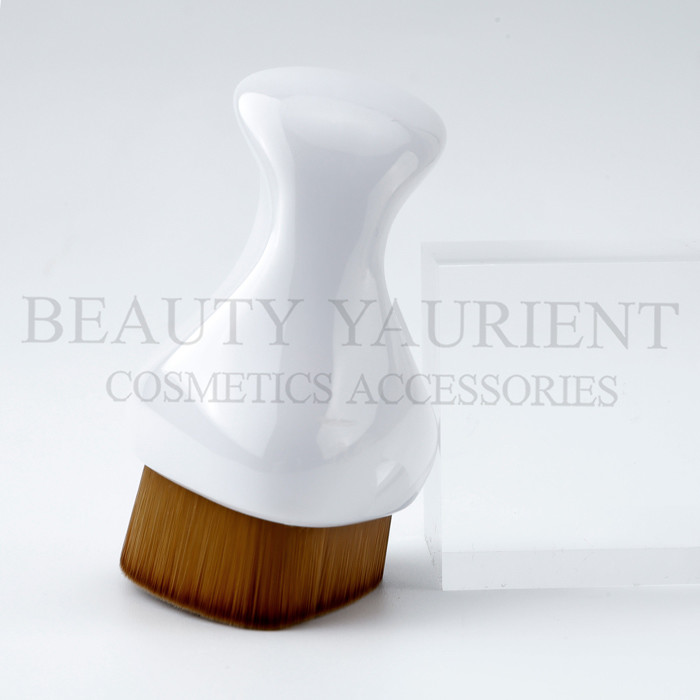 Angled Flat Liquid Foundation Makeup Brush