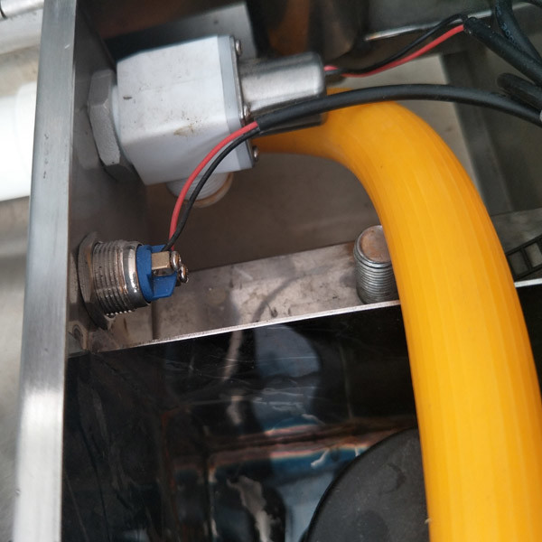 AC220 Kitchen Shoe Sole Cleaning Machine With Handrail , Cleaning By Water To Australia