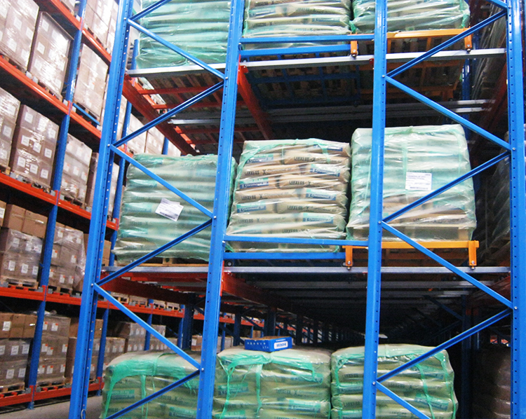 Density Cold Room Storage 5 Layer Blue Push-Back Pallet Rack System for 3 Pallet Deep