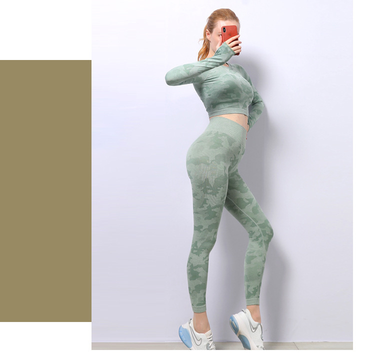 OEM Fabric Seamless Yoga Sets Antibacterial Ribbed Activewear Set