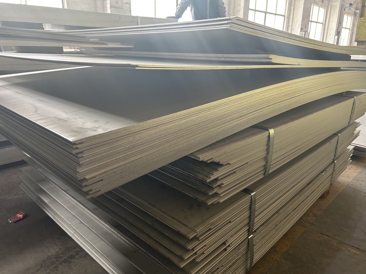 Monel 400 2mm Brushed Stainless Steel Sheet Strong And Hard Rolling
