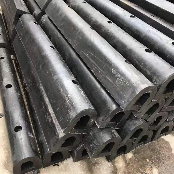 NR D Type Rubber Fenders In Sizes Up To 300mm Compact Yet Strong
