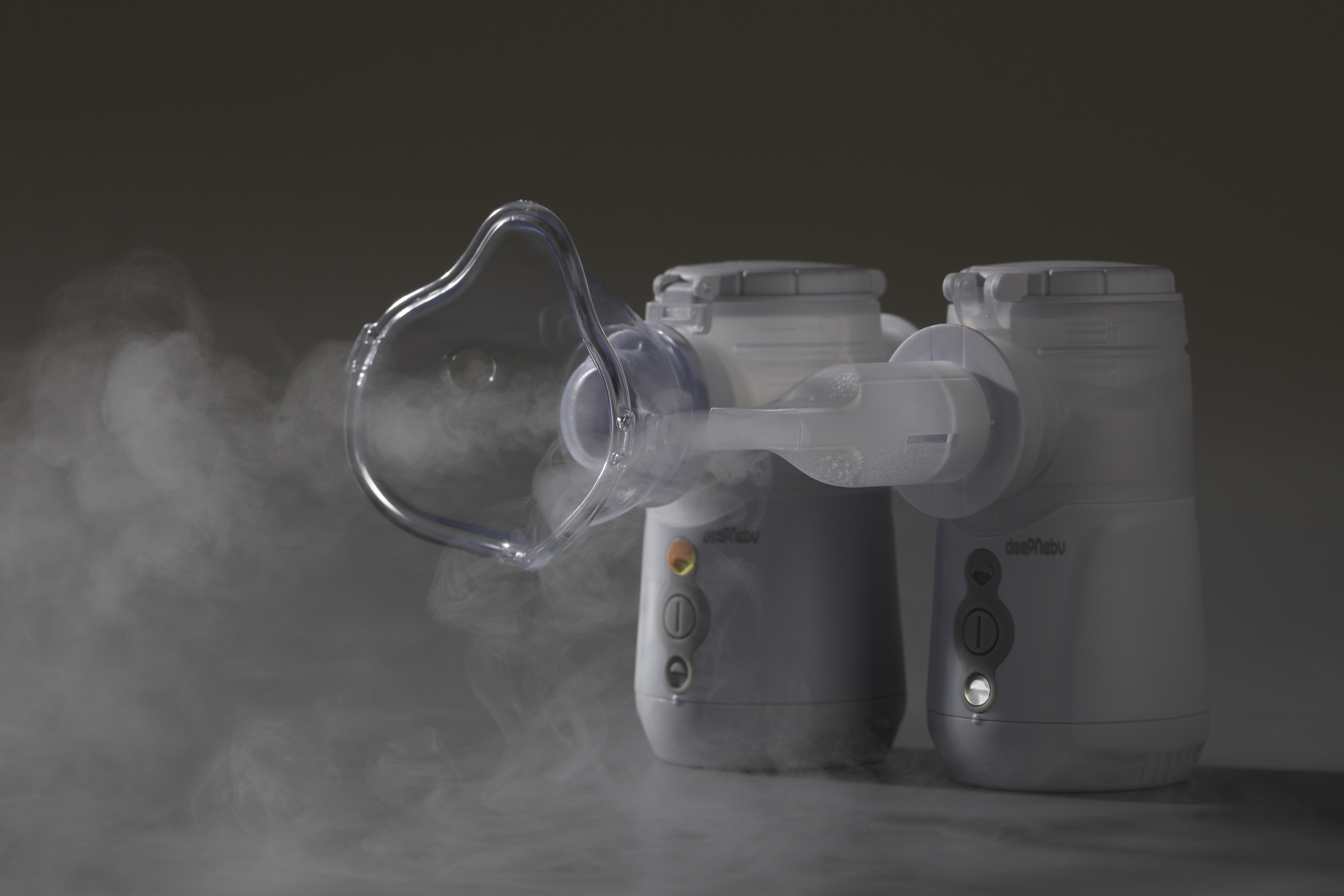 Vibrator Medical Small Portable Nebulizer 2.7μm Hospital Breathing Treatments