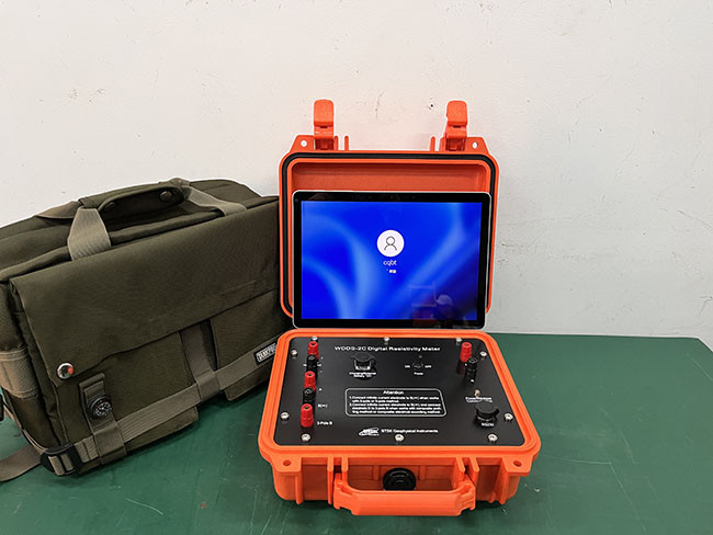 Small Electrical Geophysical Resistivity Meter For Groundwater Light Weight