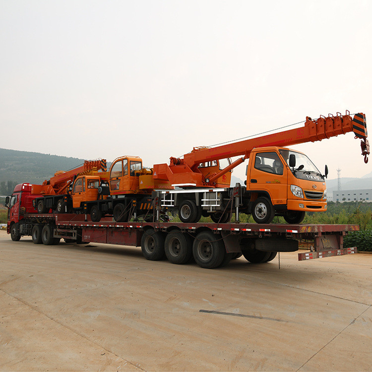 DFAC Mobile Hydraulic Vehicle Mounted Crane With 16 - 20 Ton Lifting Capacity