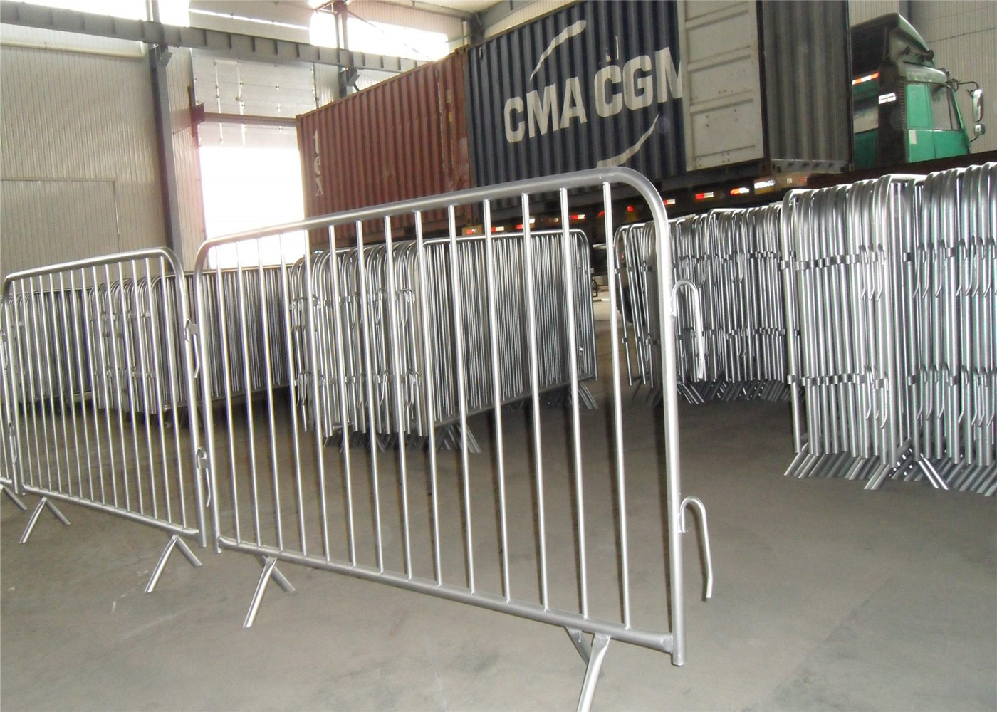 Hot dipped Galvanized In Zinc Spa Crowd Control Barrier