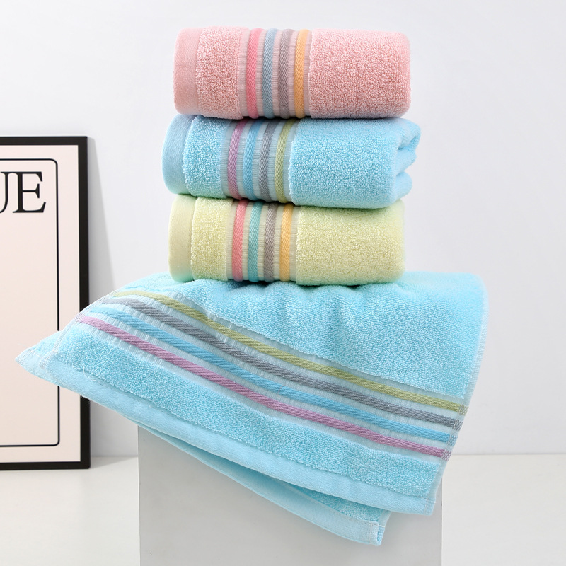 Customized Logo Cotton Jacquard Adult Towels Bath Towels for Home and Sport Activities