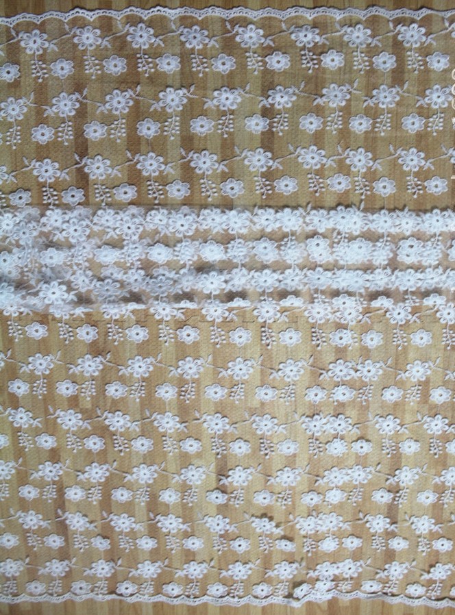 Diamond Mesh based Crown Style Embroidery Lace Fabric Crown for Women's Clothes