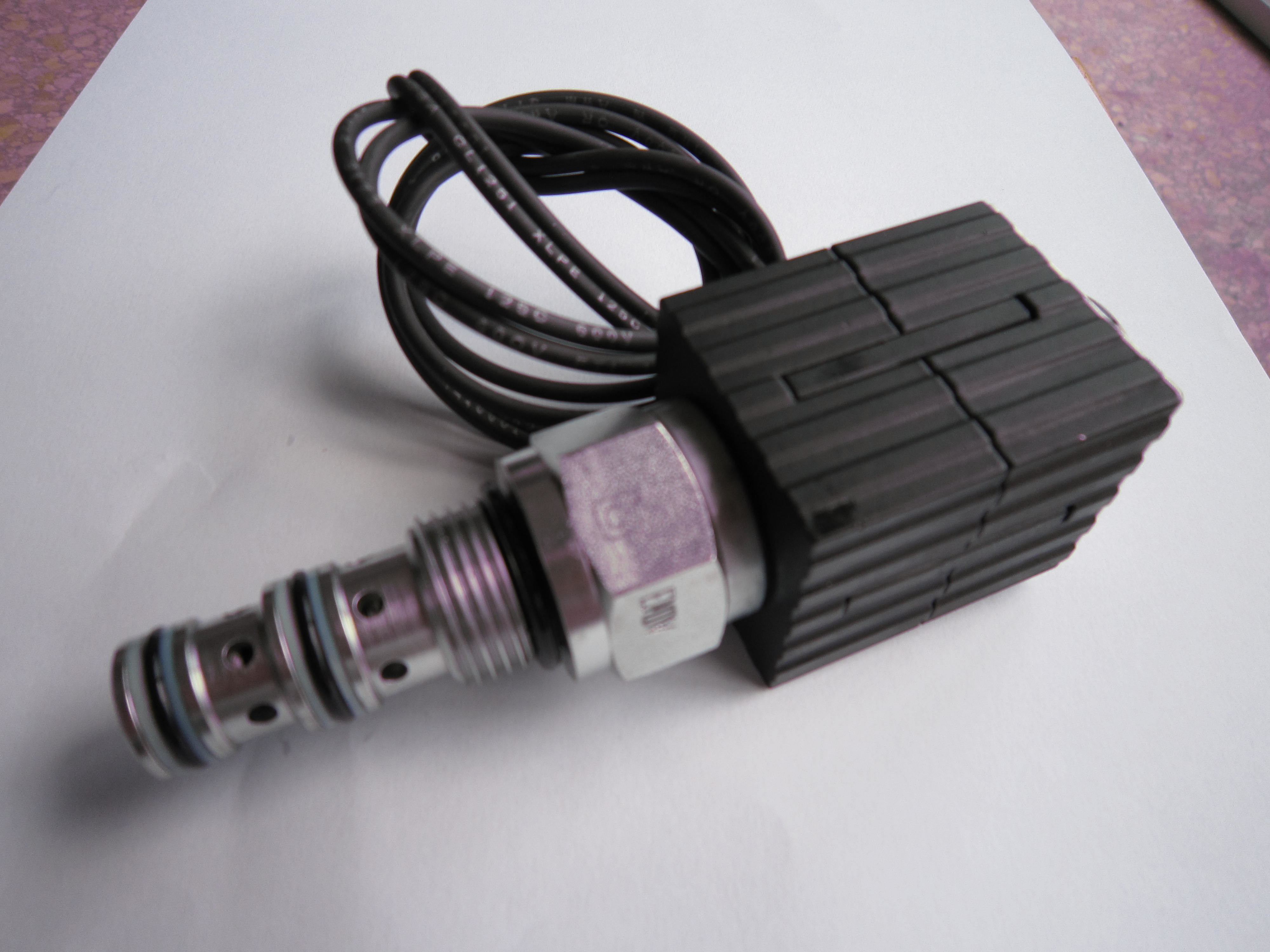 12C1176 12C3697 EMDV-08-N-3K-0-26DL Solenoid Valve original Liugong Wheel Loader parts on sale
