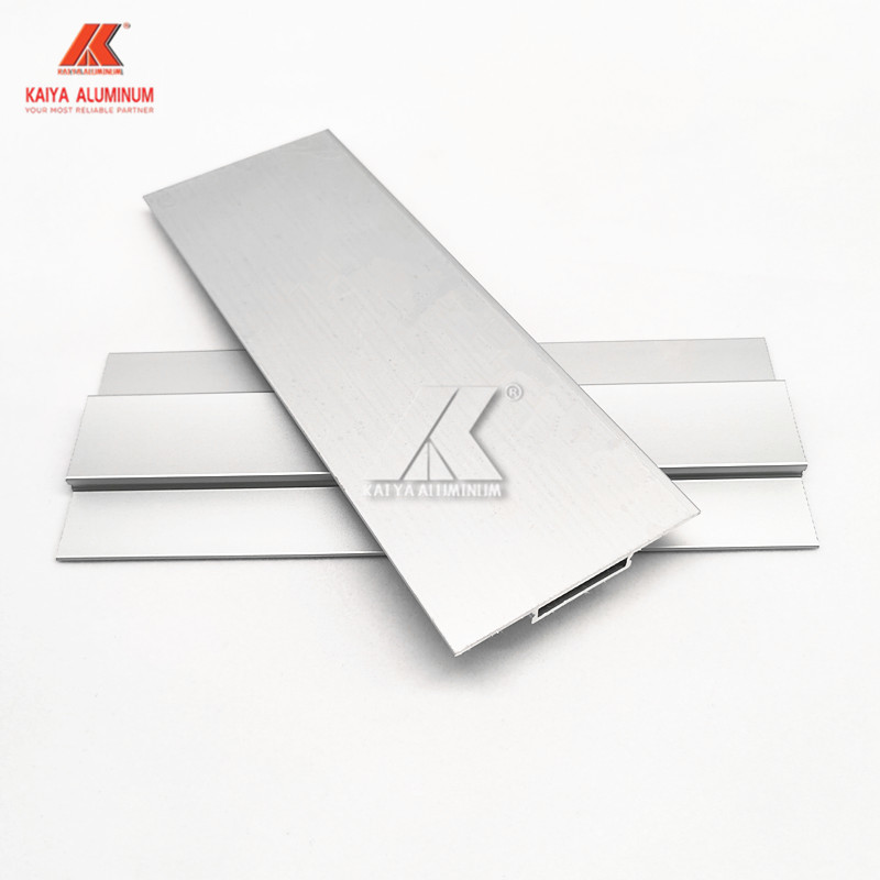 Custom Flat Extrusion Aluminium Alloy Profile Anodizing For Channels 2mm