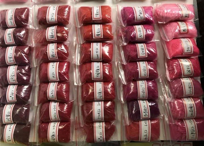 100% Pure Regenerated Polyester Fiber 2.5D x 51mm Anti Distortion Polyester Raw Material