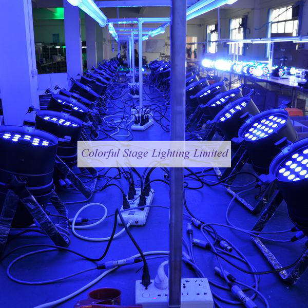 24x10W Quad color 4 in 1 LED Par Can (8).JPG