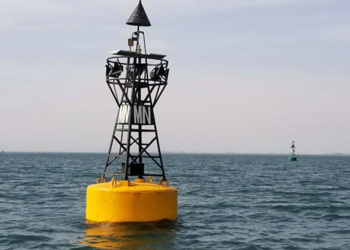 EVA Polyethylene Marine Navigation Buoys Multi Color For Navigation Aid