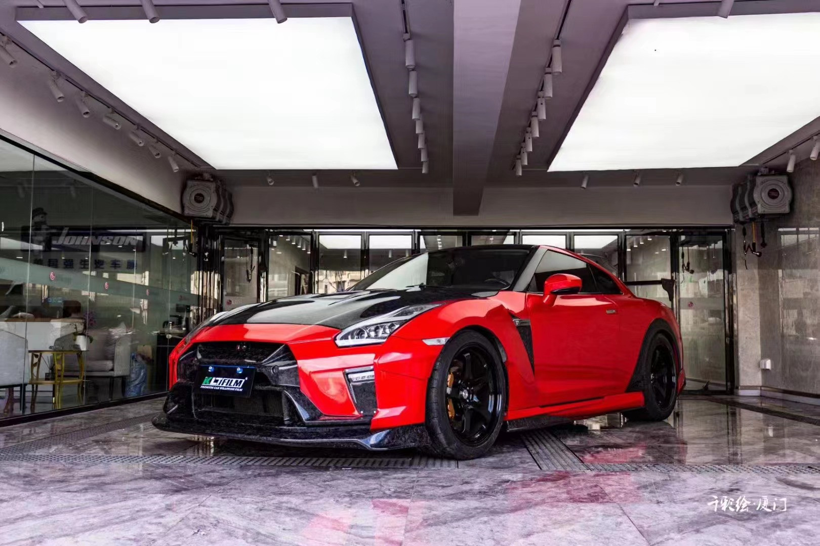 For Nissan GTR Body Kit GTR R35 Upgrades the VARIS-style Carbon Fiber Front and Rear Bumper Spoiler Body Kit