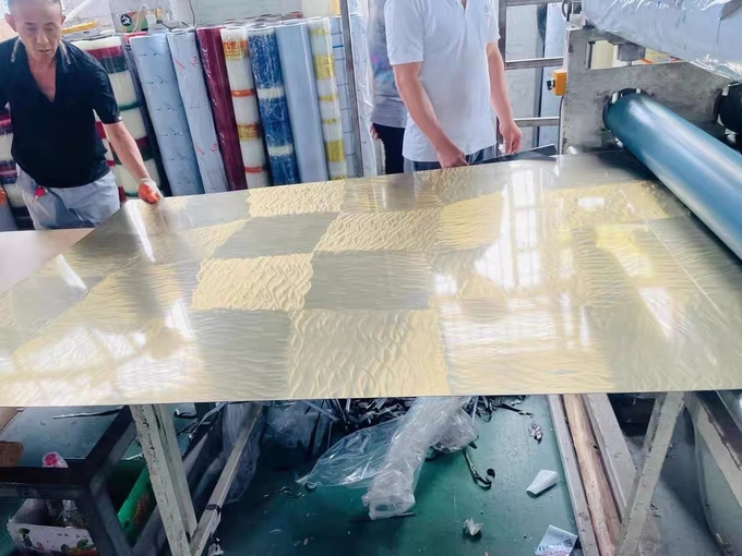 Higt grade 304 laser etching stainless steel sheet PVD gold color with square pattern stainless steel 3d texture