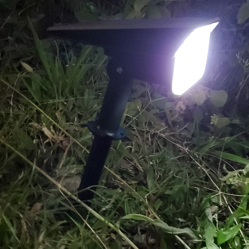 1.5W LED Solar Landscape Spotlights