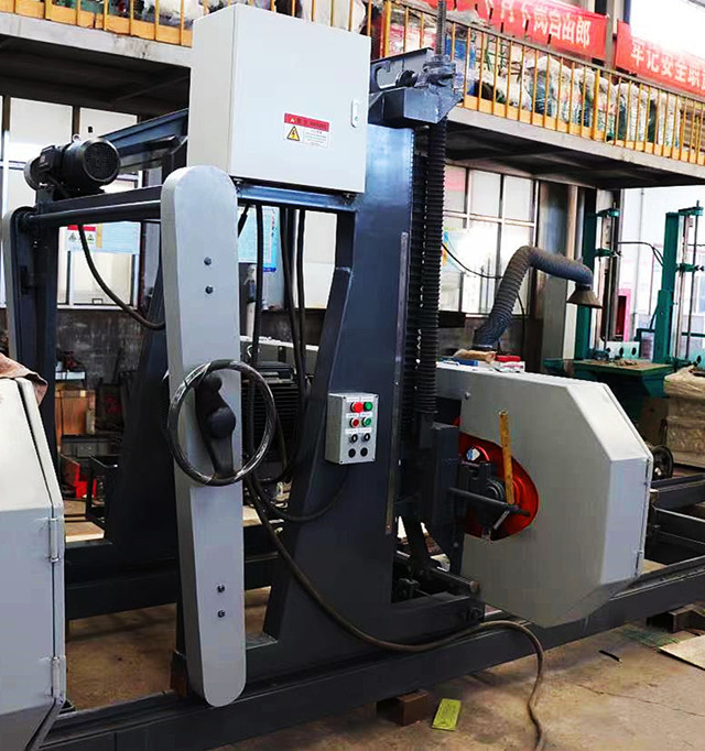 27HP Diesel Sawmill Wood Saw Machines Cutting Wood Portable Sawmill, Horizontal bandsaw for sale