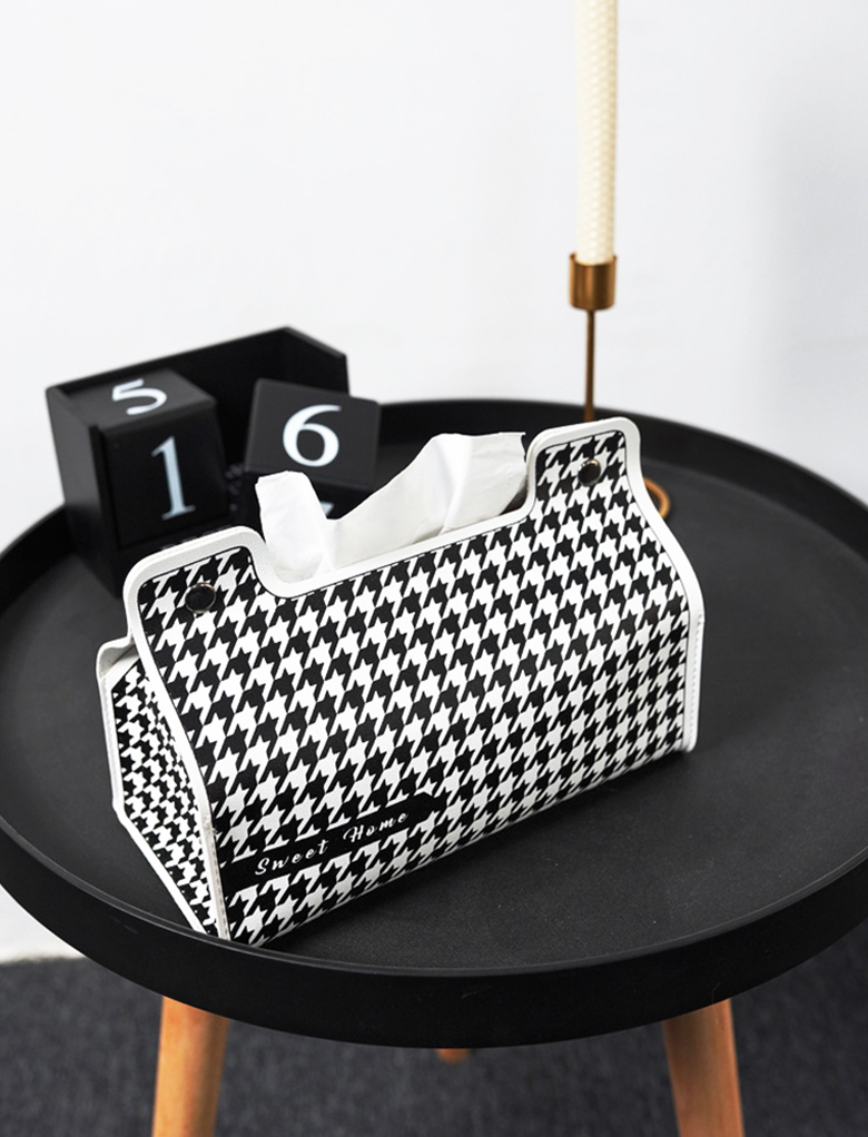 Portable Luxury Fold Washable Leather Napkin Holder for Home Restaurant and Banquet