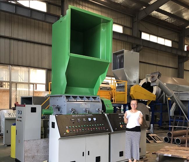 Recycle Crusher PP PE Waste Plastic Recycling , Auto Industrial Crusher Machine