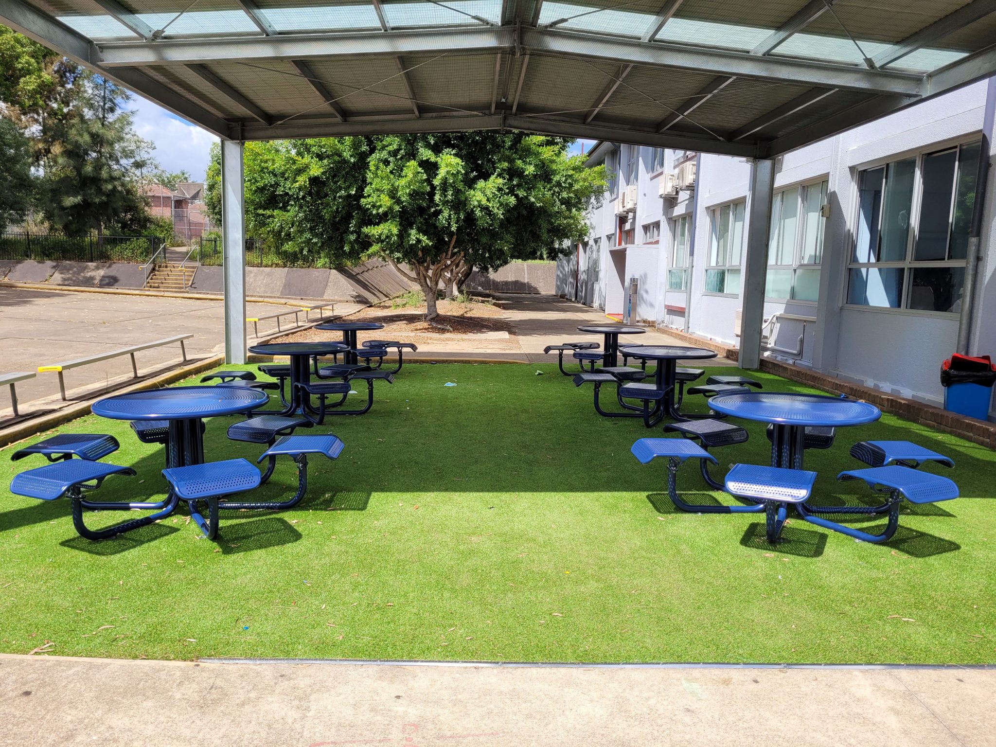 Perforated metal urban street steel round table with six chairs commercial outdoor picnic tables outside furniture China