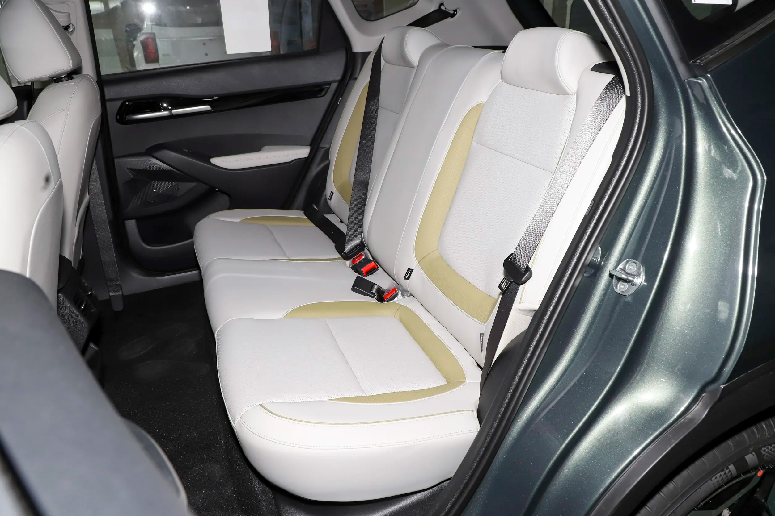 2023 2024 KIA Seltos 1.5L CVT Gasoline Car 2WD Automatic Air Conditioner Cylinders 4 Affordable Fuel- Vehicle