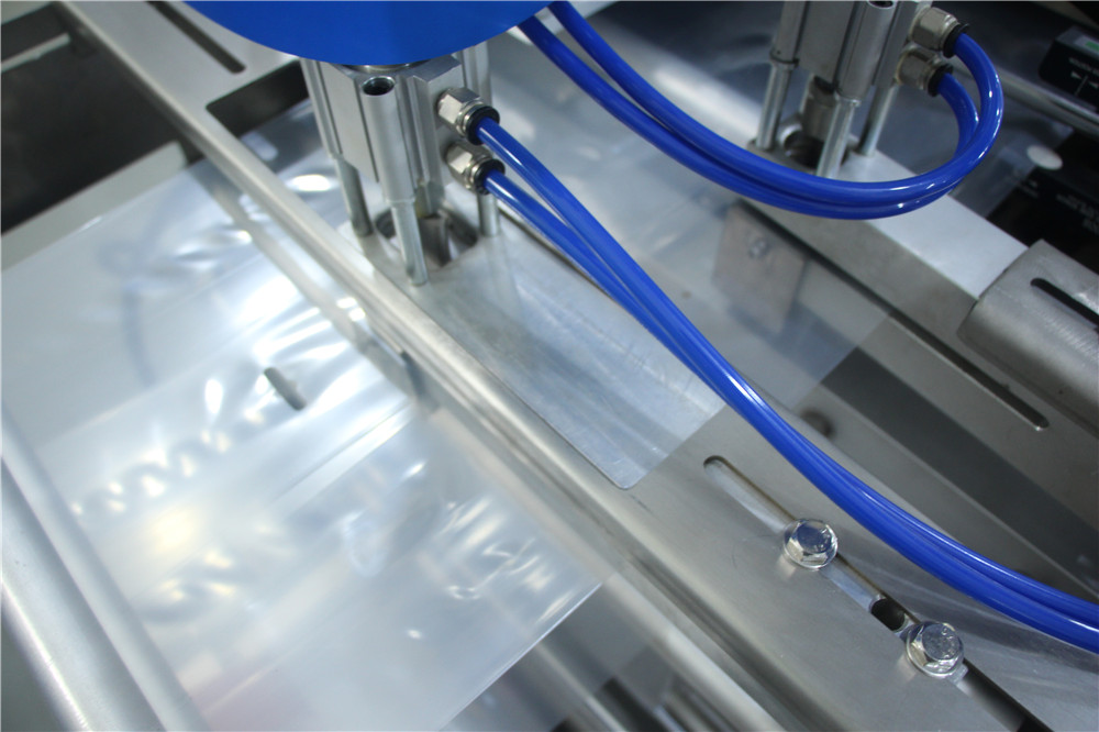 High quality 10 Drums Packing Machine Continuous Packing Screw and Nuts and Furniture Parts