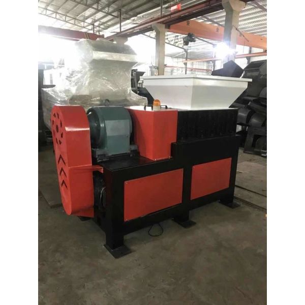 Powerful Solid waste recycle Shredder for Tire /metal/can/cloth/CD all kinds of