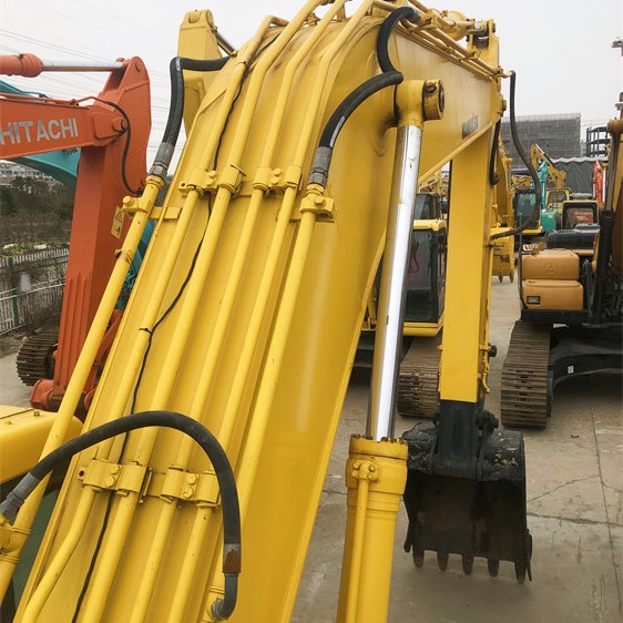 Japan 2020 Year Model Komatsu PC200-6 Excavator with Parts and 2781 Working Hours