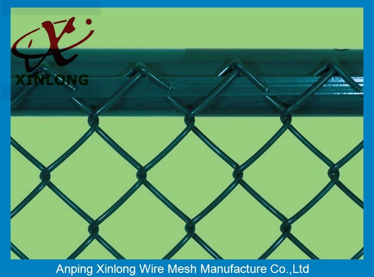 40*40mm Galvanized Dark Green Chain Link Roll Durable for Park and Courtyard