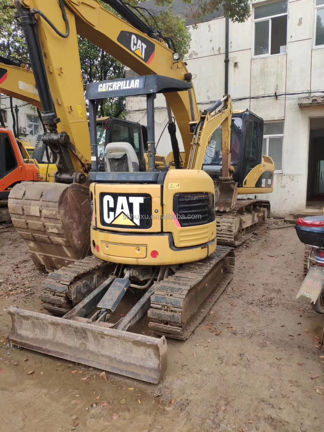Used Crawler Excavator good condition CAT303C reasonable price for sale/second hand Japanese Excavator CAT303C