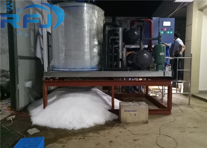 Hot Gas Defrost Way Clear Block Ice Machine Small Business 200kg/48h 1 Year Warranty