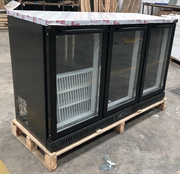 3 Door Glass Back Bar Refrigerator Automatic Drain Water Evaporating Type