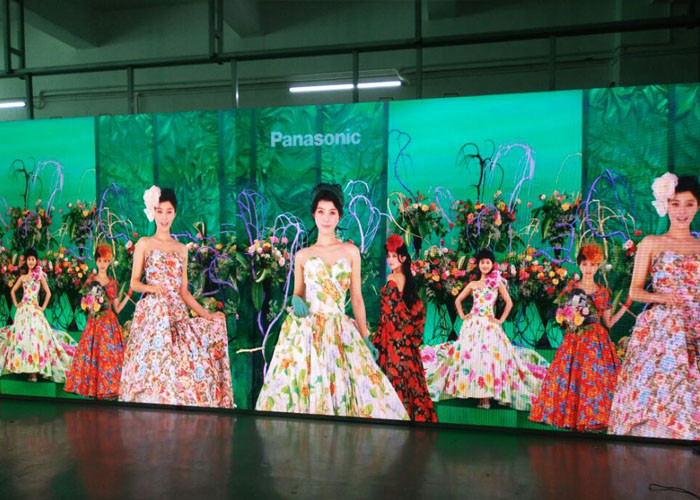 Long Lifespan P6 Outdoor Advertising Led Display 6500cd / Square 2 Years Warranty