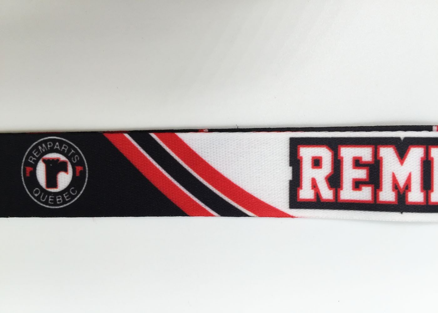 Good Looking Dye Sublimation Lanyards ， Red Visitor Lanyards With Id Holder