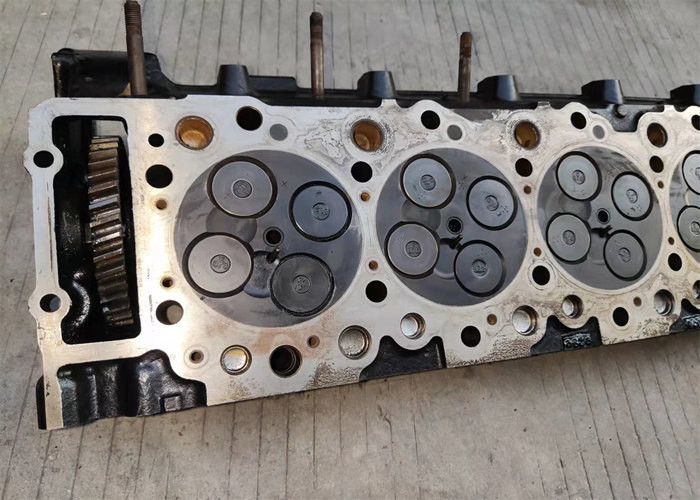 6 Cylinder Used Engine Heads 6HK1 For Excavator ZX330-3 SH350-5 8-97602-687-0