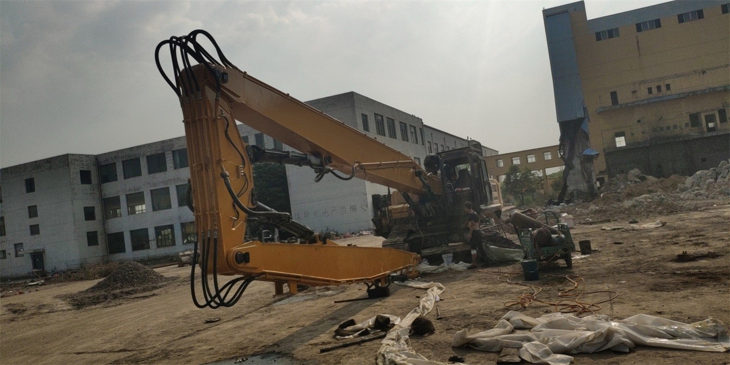 Masterly HY385 High Reach Arm Demolition , 24 Meters Q355B Excavator Long Reach
