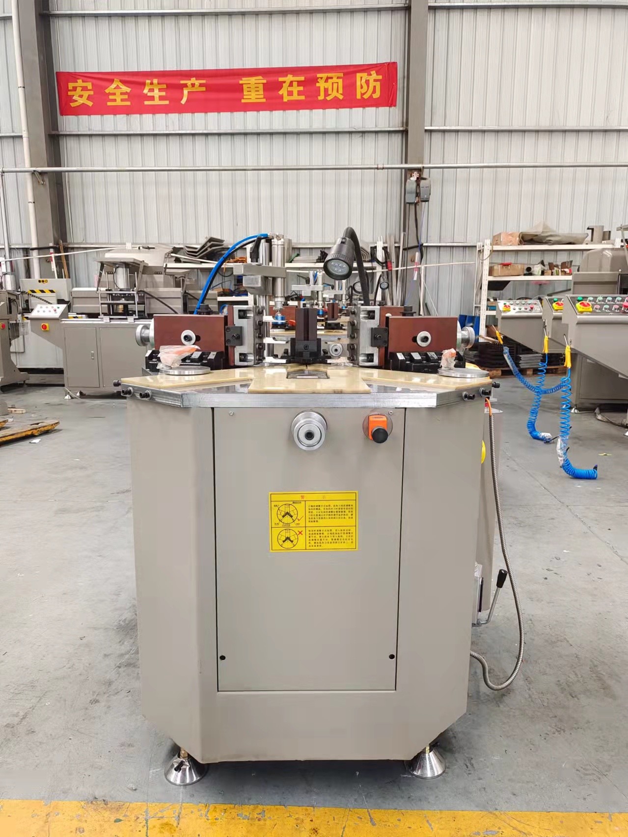 Corner Crimping Machine 380V Aluminium Window Crimper Front Position Up And Down