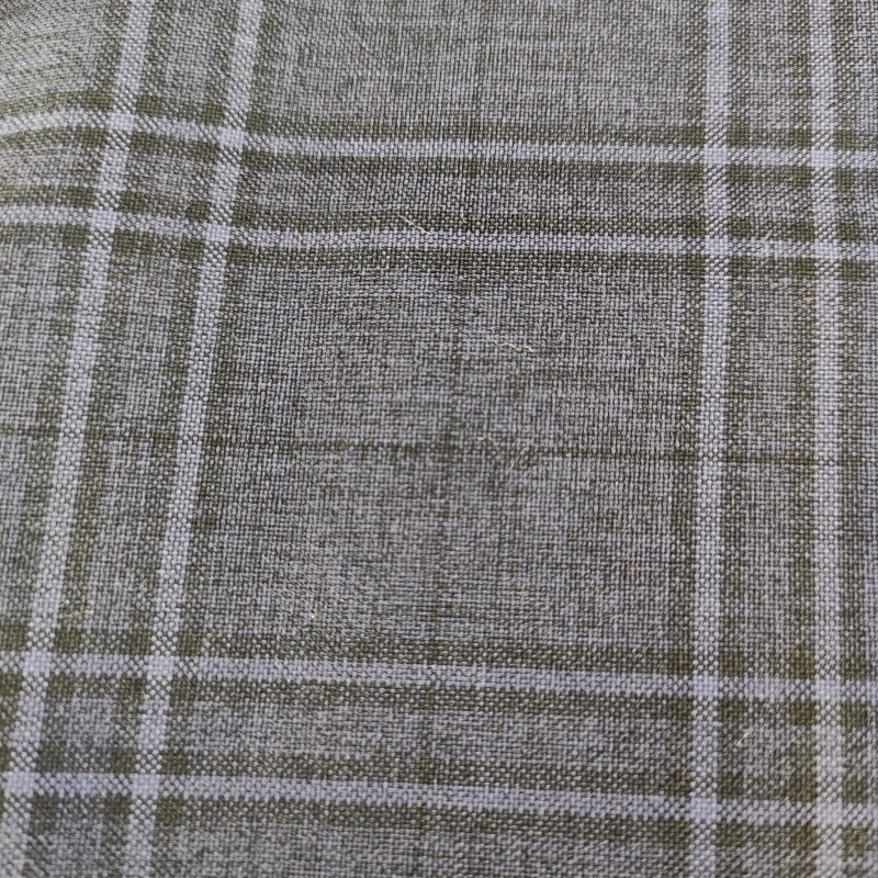 Shrink-Resistant 100% Polyester Plain Woven Dyed Yarn Fabric for School Uniform Suit