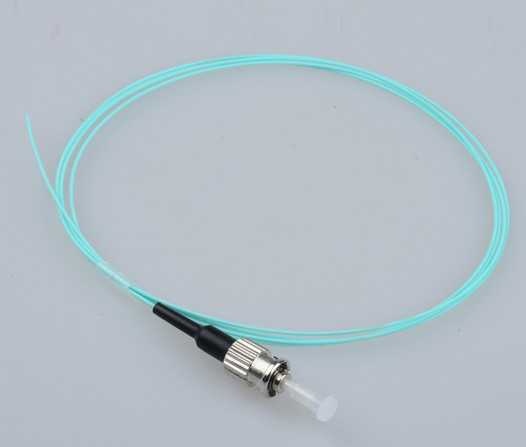 white color RoHS ISO LSZH/Low Insertion Loss and High Return Loss FC APC 0.9mm Fiber Optic Pigtail