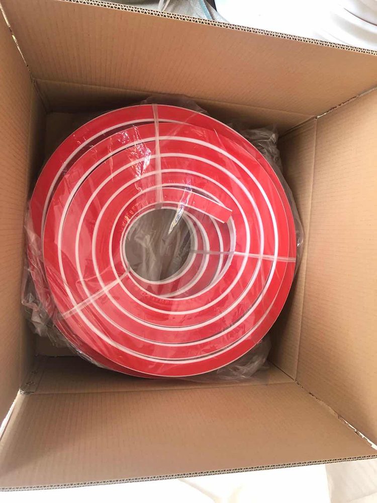 Kitchen and Bathroom Water Dam Barrier in PVC Material with Collapsible Feature