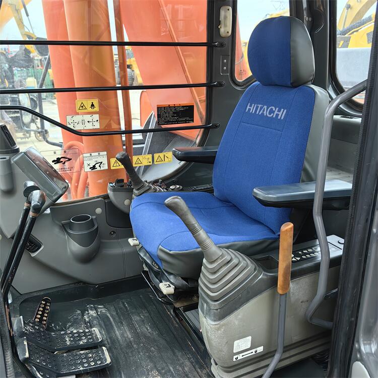 ISUZU Engine Used Hitachi ZX330-3 33 Ton Excavator with 1.38m3 Bucket Capacity in Japan