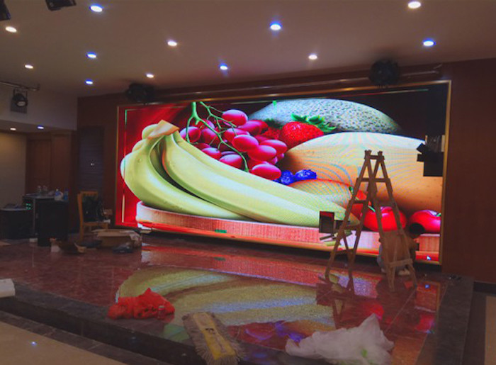 High Brightness Slim Full Color Led Display Advertising With Pixel 3.91mm