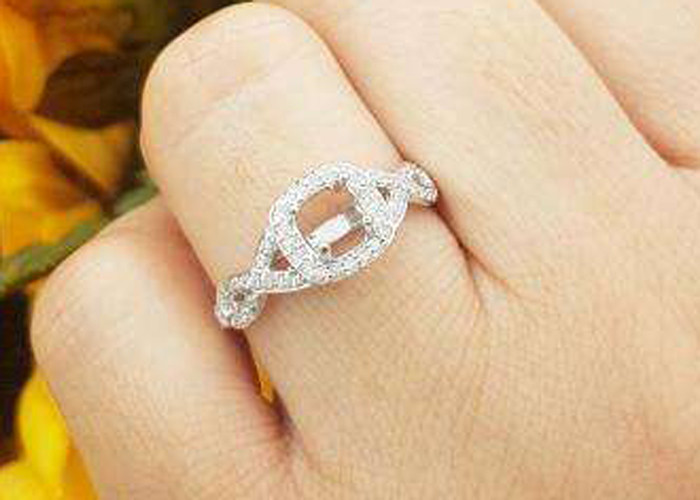 0.38ct 1.3mm 14k White Gold Semi Mount Rings Cushion Cut for Birthday
