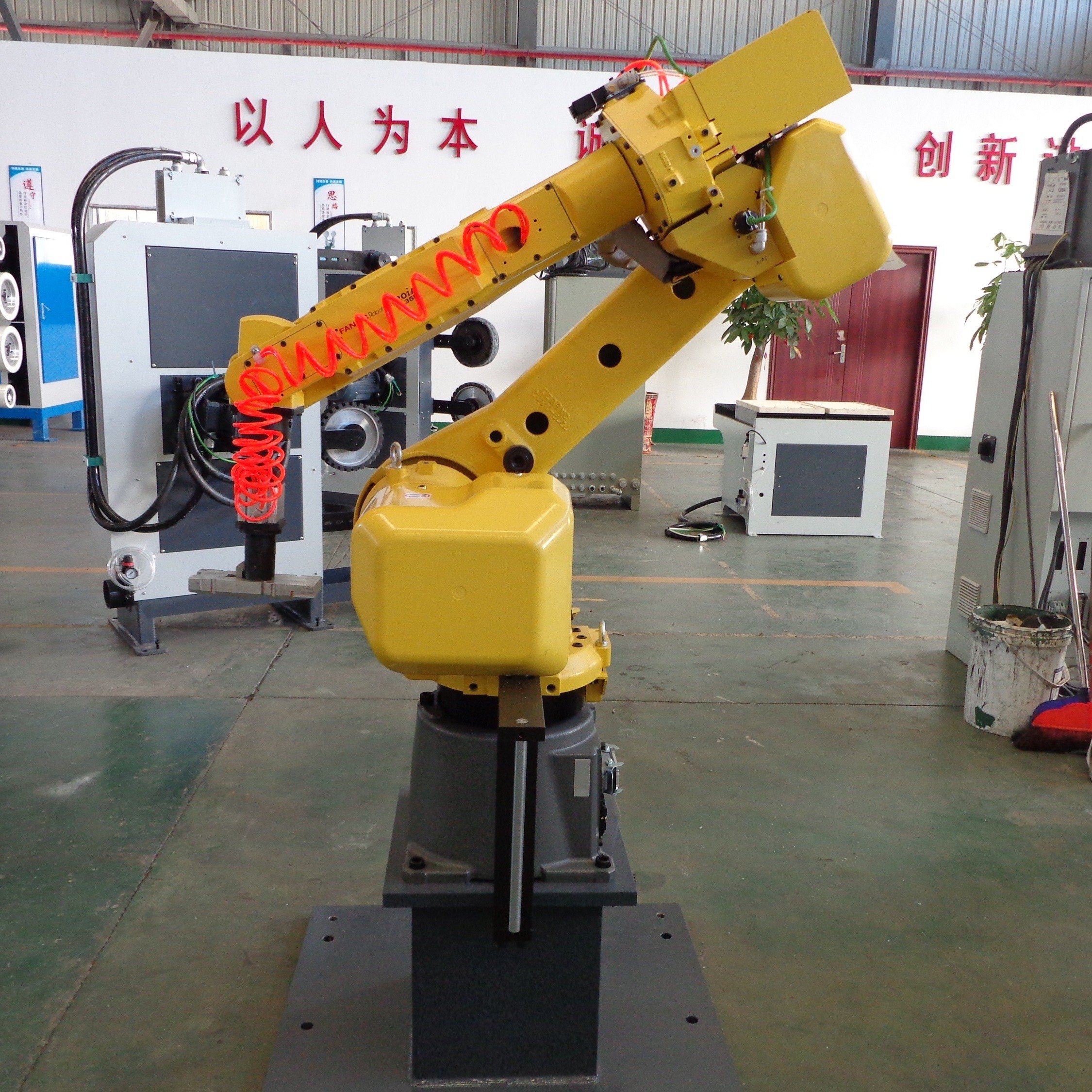 Automatic Metal Surface Polishing Machine Robot Cell For Sanitary Ware